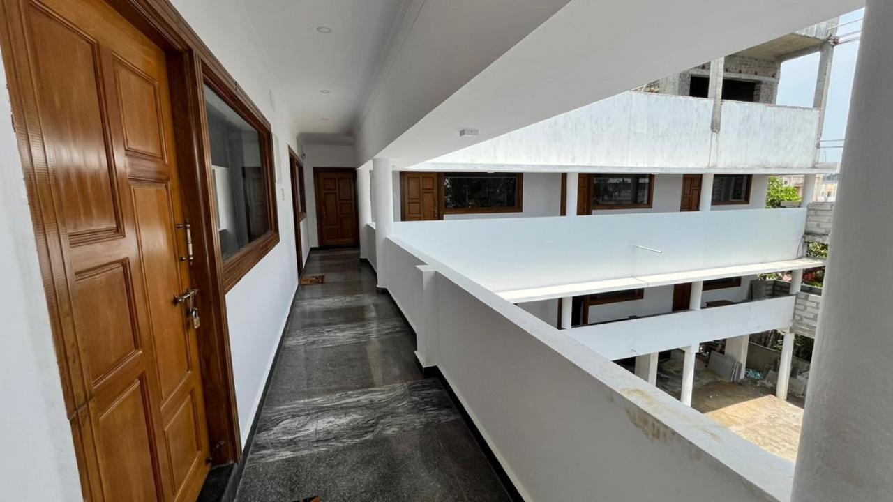 Anand Beach Guesthouse By Moonrocks Mahabalipuram Exterior photo