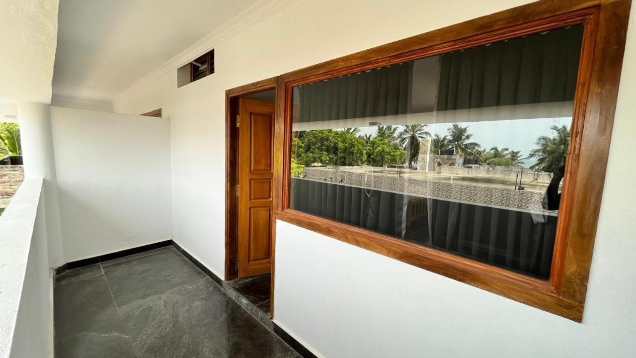 Anand Beach Guesthouse By Moonrocks Mahabalipuram Exterior photo